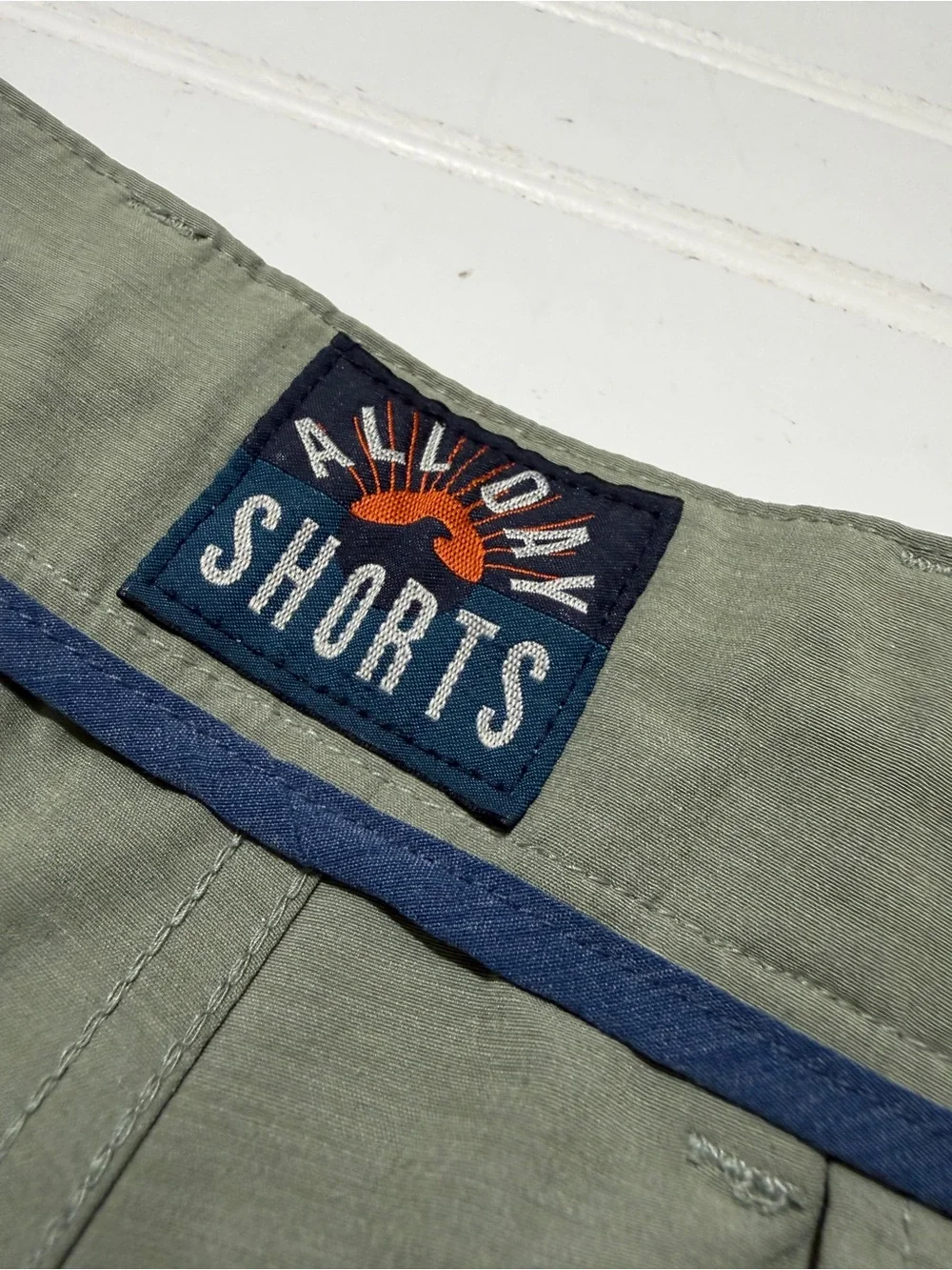 Faherty Brand All Day Hybrid Shorts Olive Green Size Medium